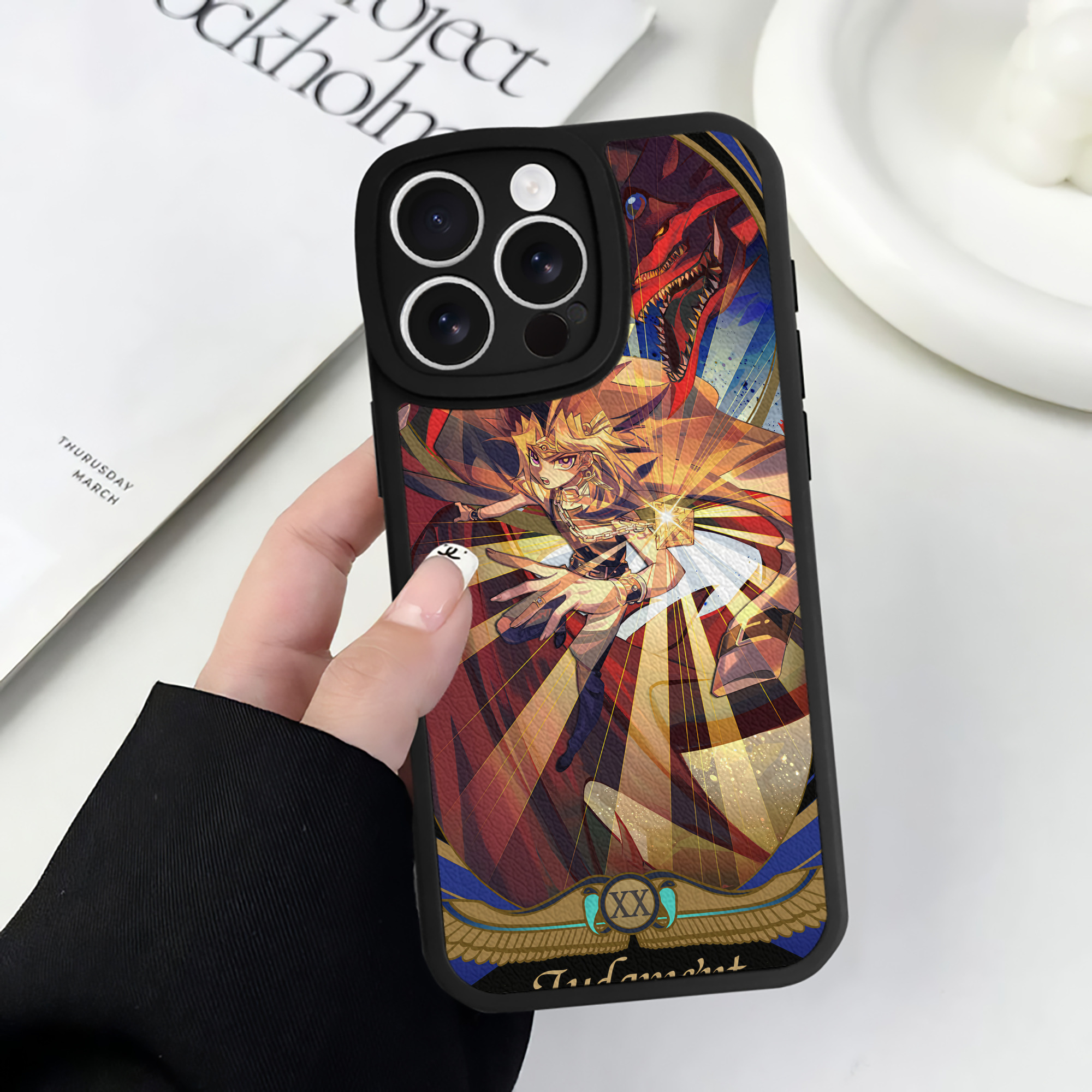 （画像用） 遊☆戯☆王 Yu-Gi-Oh! 【iPhone 16シリーズ対応】シリコンスマホケース（レザー調） 材質：シリコン